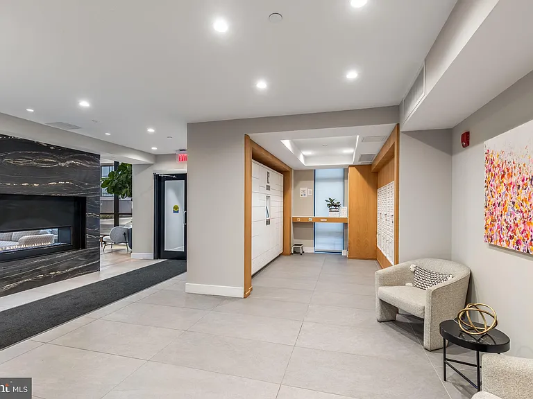 37 L St SE #803 — Photo 25