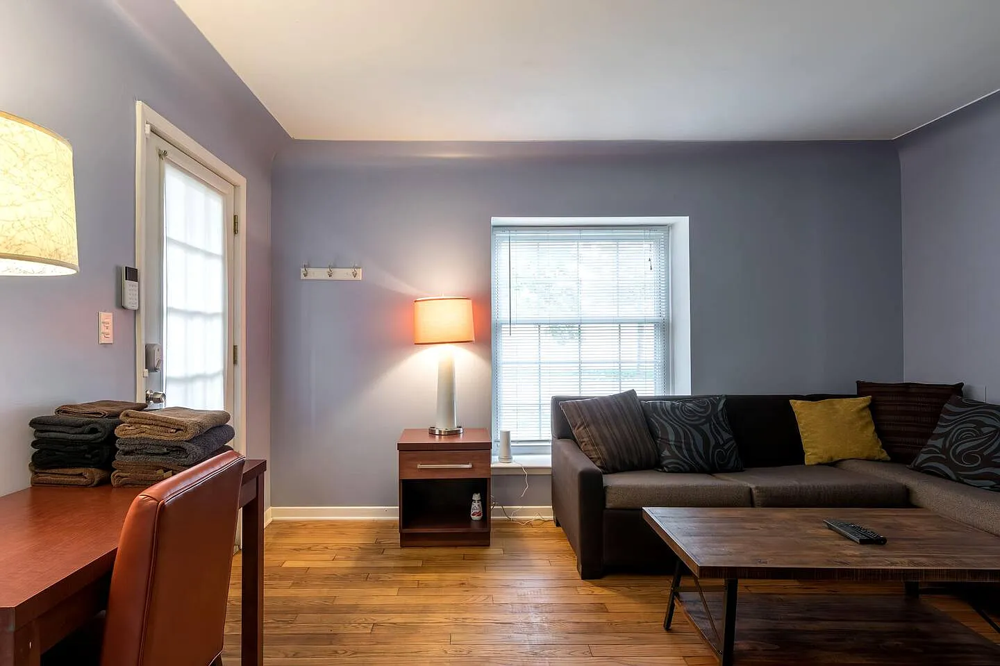 3 bed, 1000 sqft, $1,950 — Photo 4