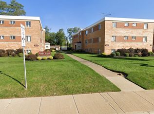 7423 Center St #203, Mentor, OH 44060