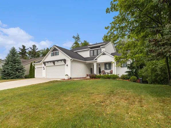 6805 Westshire Dr, Norton Shores, MI 49444