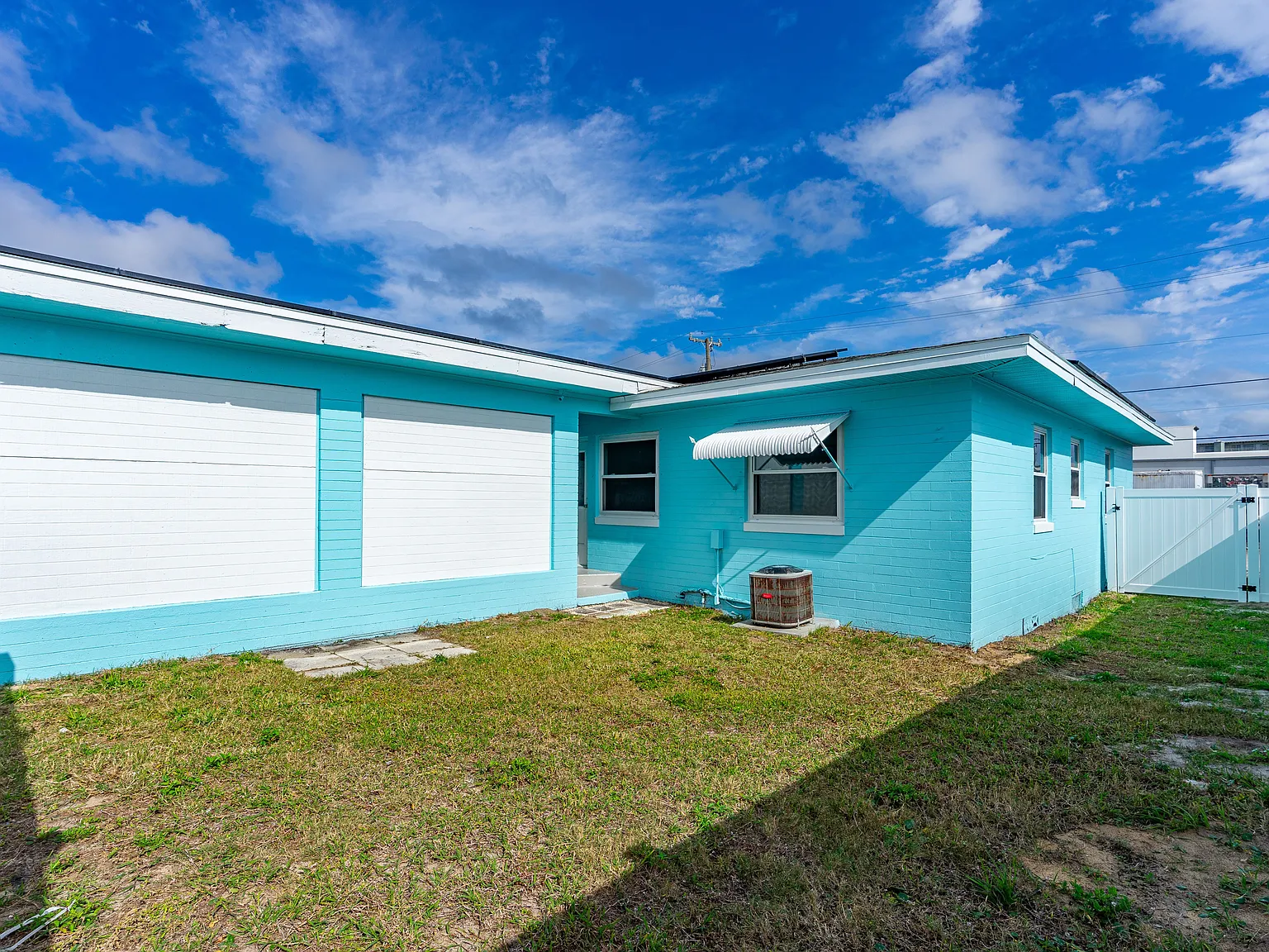 2 bed, 1.0 bath, 1000 sqft, $1,700 — Photo 4