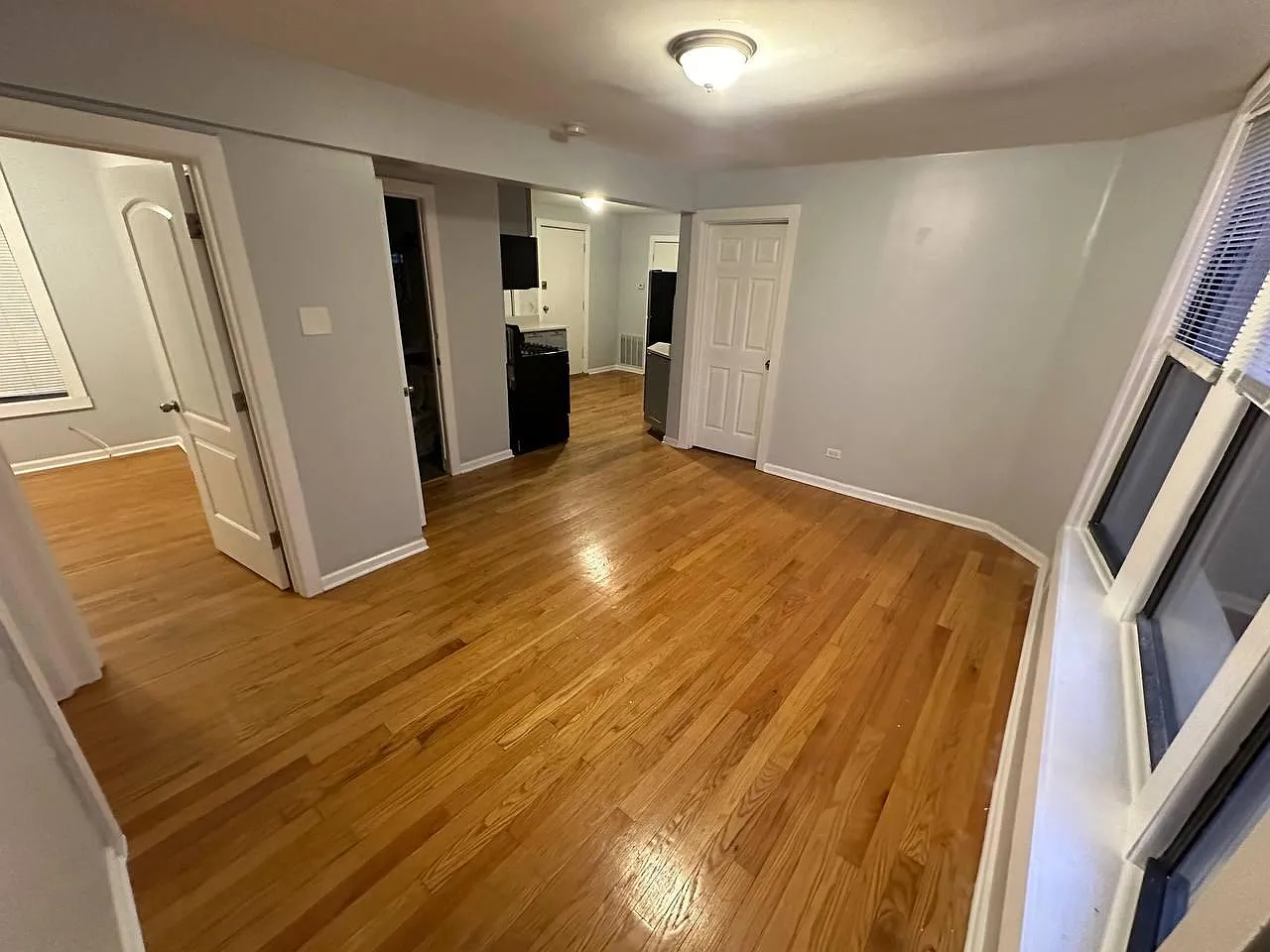 2 bed, 850 sqft, $1,790 — Photo 2