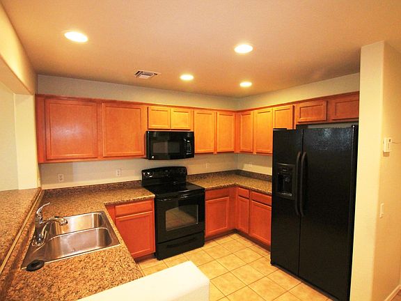 2nd image of 10663 E Singing Canyon Dr