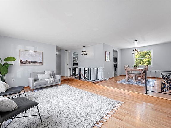 4th image of 1007 Bernice Dr