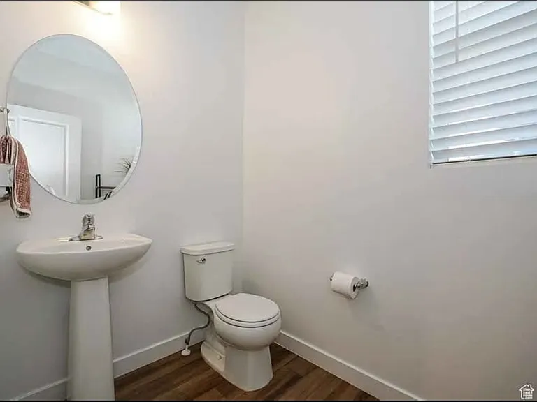 1766 E Johnstown Rd — Photo 2