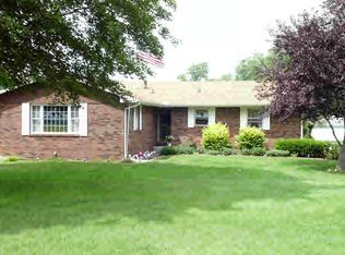 203 E Pilot St, Ridge Farm, IL 61870