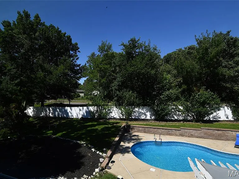 1419 Sawyers Trail Ct — Photo 36