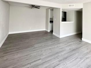 690 Robinhood Dr, Reno, NV 89509