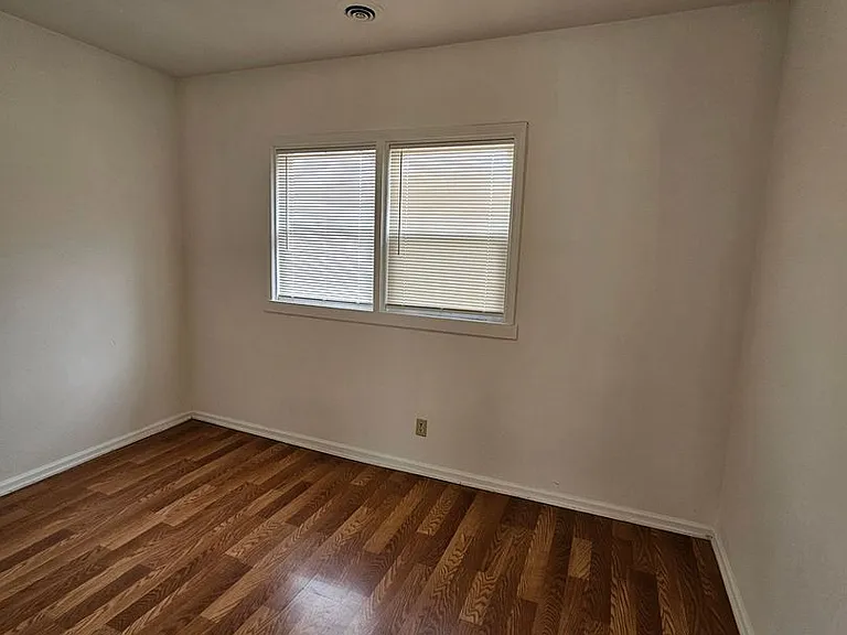 3520-3522 W Mt. Vernon Ave. — Photo 9