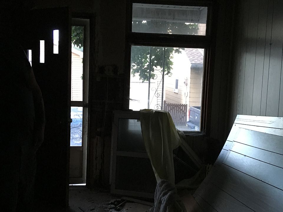 1st image of 12 S Quince St