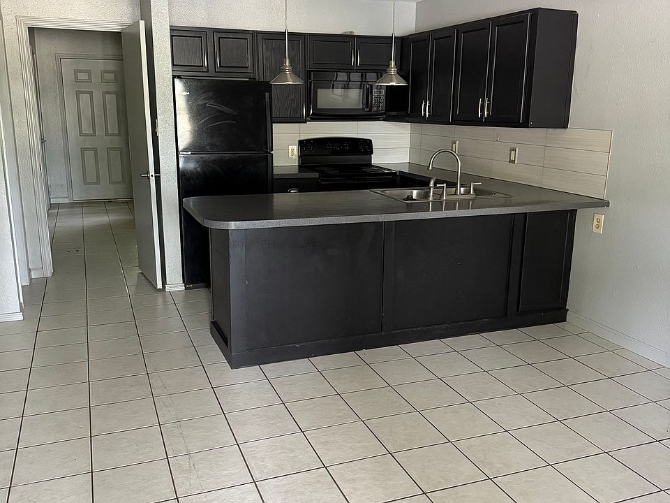 1st image of 7007 Guadalupe St #3