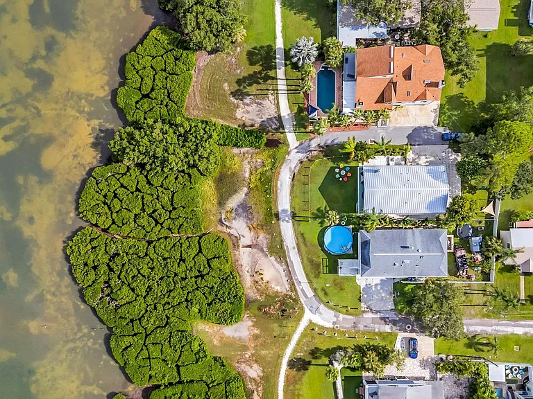 Neighborhood