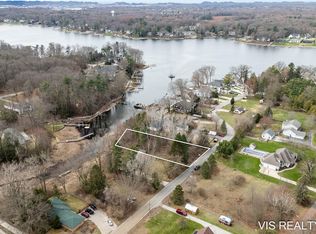 Willows Dr, Spring lake, MI 49456