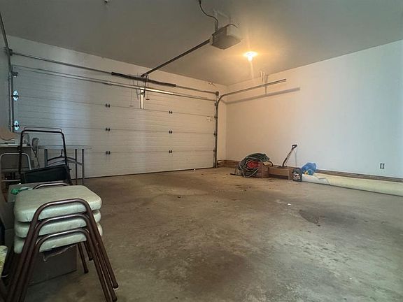 4th image of 114 S Sunridge Ave