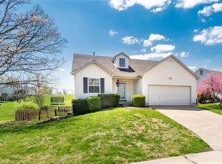 11 Mouser Dr, Saint Charles, MO 63304