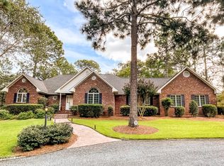4 McDonald Pl, Pinehurst, NC 28374