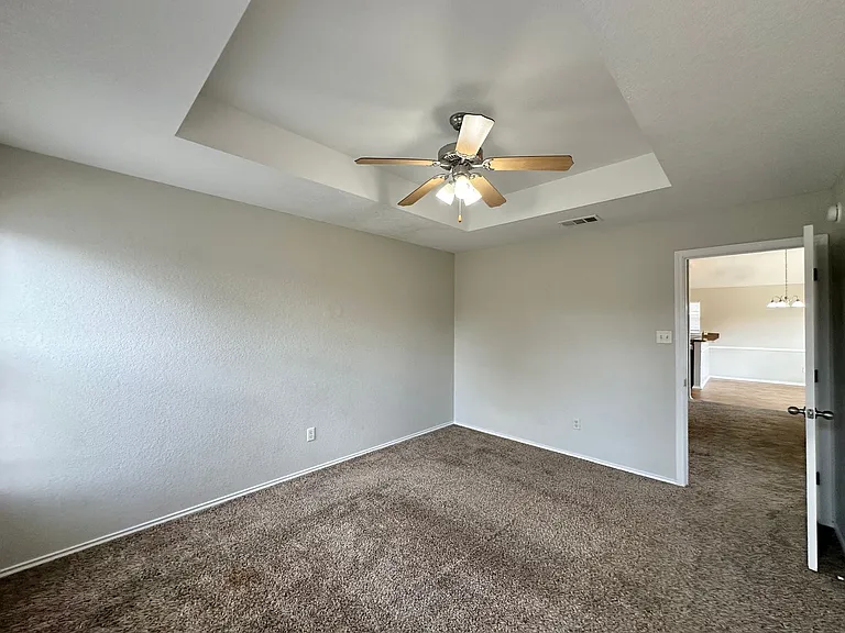 2810 Bastion Loop — Photo 24