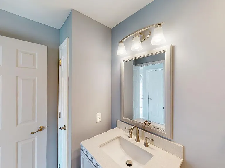 1105 Torrence Cir — Photo 23