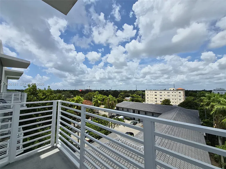 1938 Jackson St #502 — Photo 35