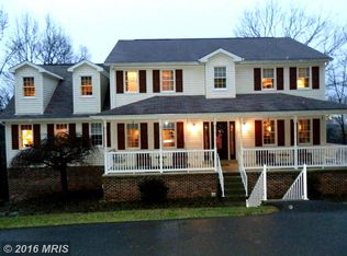 415 Summit Dr, Ridgeley, WV 26753