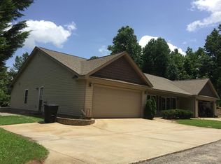 51 W McElhaney Rd, Taylors, SC 29687