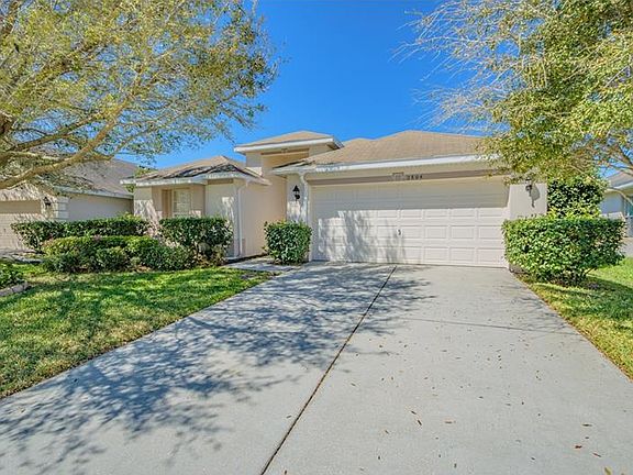 2nd image of 2804 Maguire Dr