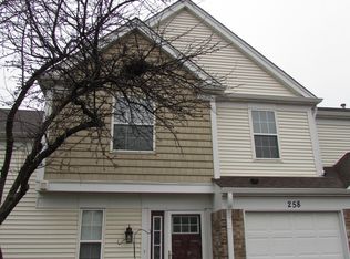 258 E Shag Bark Ln, Streamwood, IL