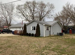 19 Wilkens Rd W, Cadiz, KY 42211