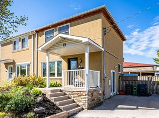 89 Shier Dr #2, Toronto, ON M1J 2T1