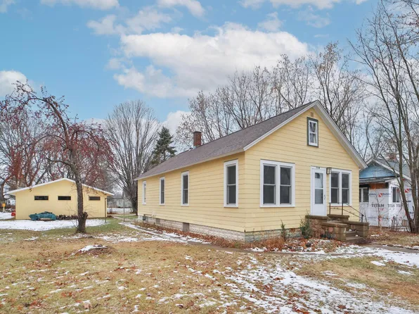 1114 Birch St, Crosby, MN 56441