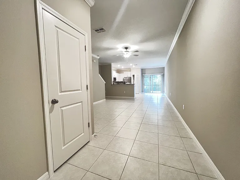 23273 Willow Glen Way — Photo 2