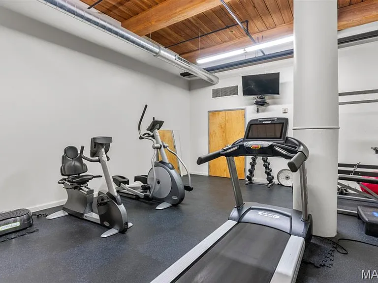 1015 Washington Ave #401 — Photo 24