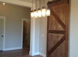 6842 Stone Hill Dr, Edmond, OK 73034