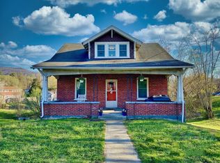 712 5th St NE, Pulaski, VA 24301