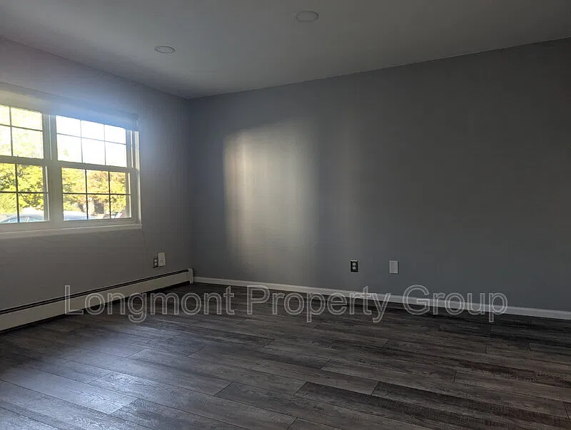 2 bed, 1.5 bath, 1440 sqft, $2,040 — Photo 3