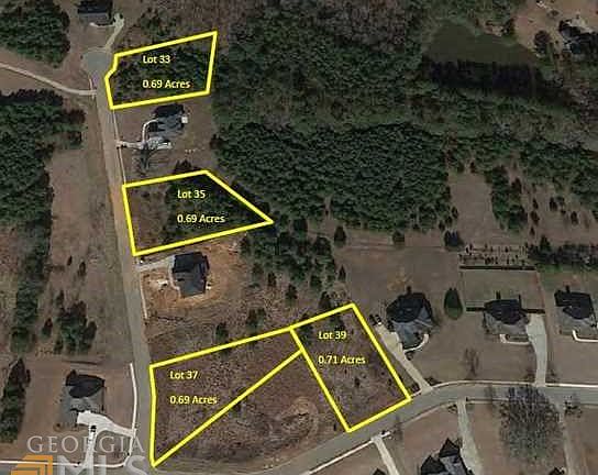 2nd image of 124 Walcille Ln