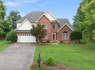 102 Ridgeview Meadows Dr, Gray, TN 37615