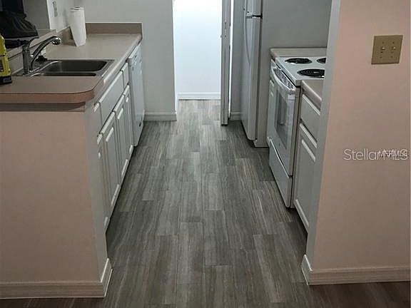 3rd image of 5612 Pinnacle Heights Cir APT 106