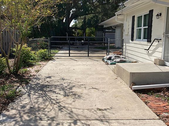 5th image of 2514 Nela Ave