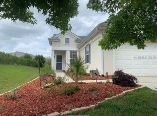 7 Pineapple Dr, Bluffton, SC 29909