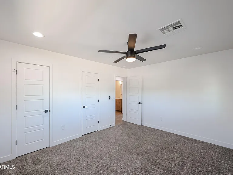 2651 N 71st Pl — Photo 44