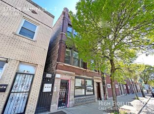 3743 W Armitage Ave #3, Chicago, IL 60647