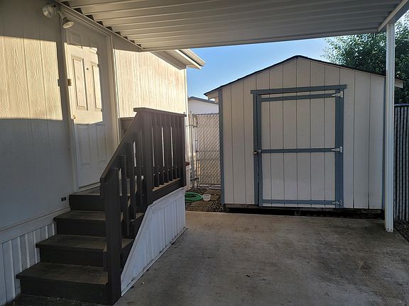 3rd image of 2552 Thorn Oak Dr Spc 38