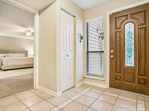 2nd image of 3816 Tree Lake Dr