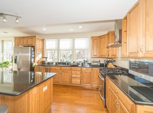 53 Winslow Rd FLOOR 2, Brookline, MA 02446