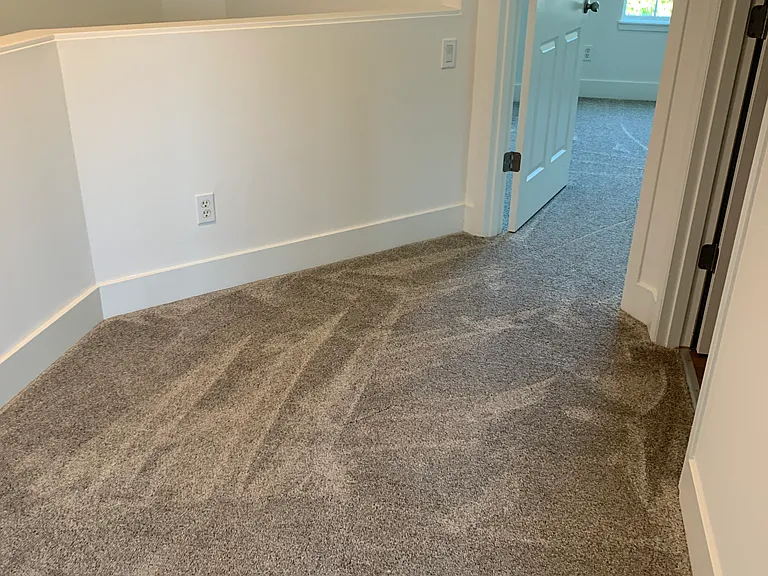 Landing area upstairs. Large enough for office/desk or hobby area.