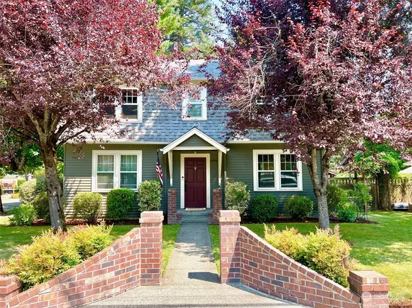 7876 Maple Avenue SE, Snoqualmie, WA 98065