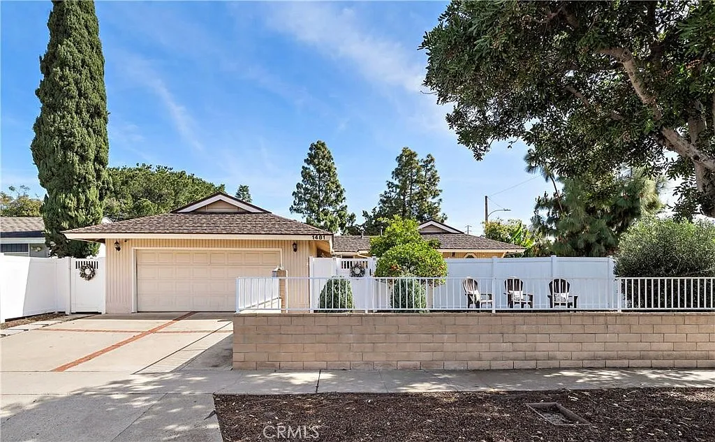4 bed, 1703 sqft, $5,000 — Photo 1