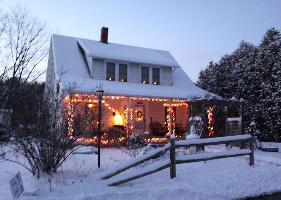 2nd image of 26 Pond St