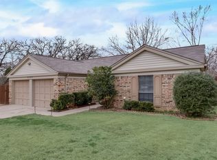 2193 Raines Ct, Euless, TX 76039